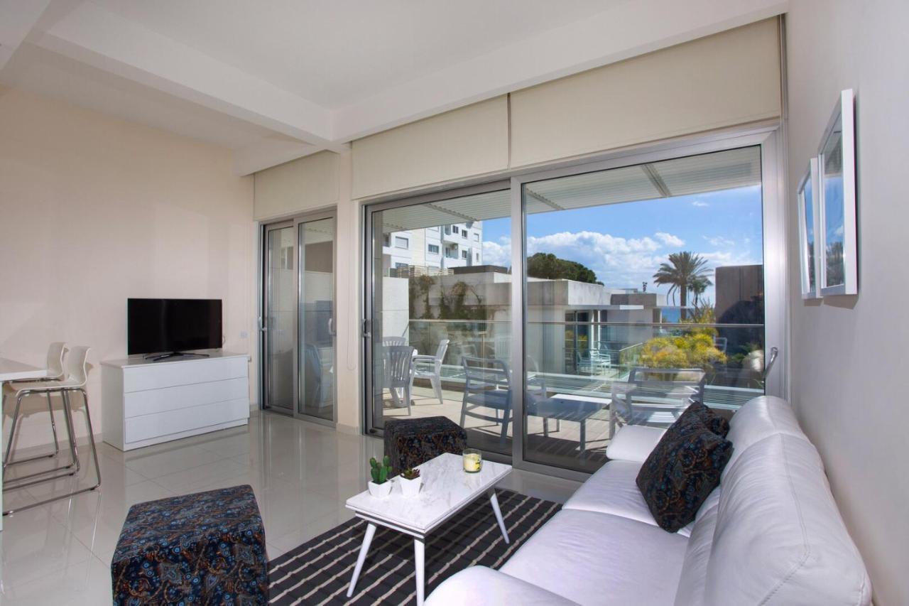 Opera Exclusive Apts By Trulycyprus Limassol Exterior photo